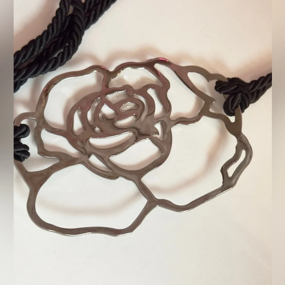 Valentino Garavani Rose & Tassel Belt